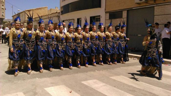 Alquiler de trajes de fiestas de Moros y Cristianos
