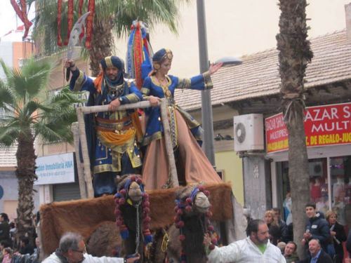 Alquiler de trajes de fiestas de Moros y Cristianos