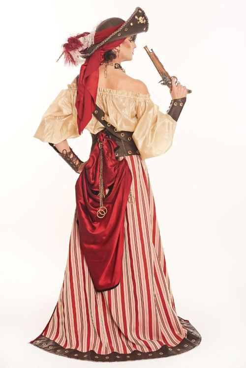 Alquiler de trajes de fiestas de Moros y Cristianos